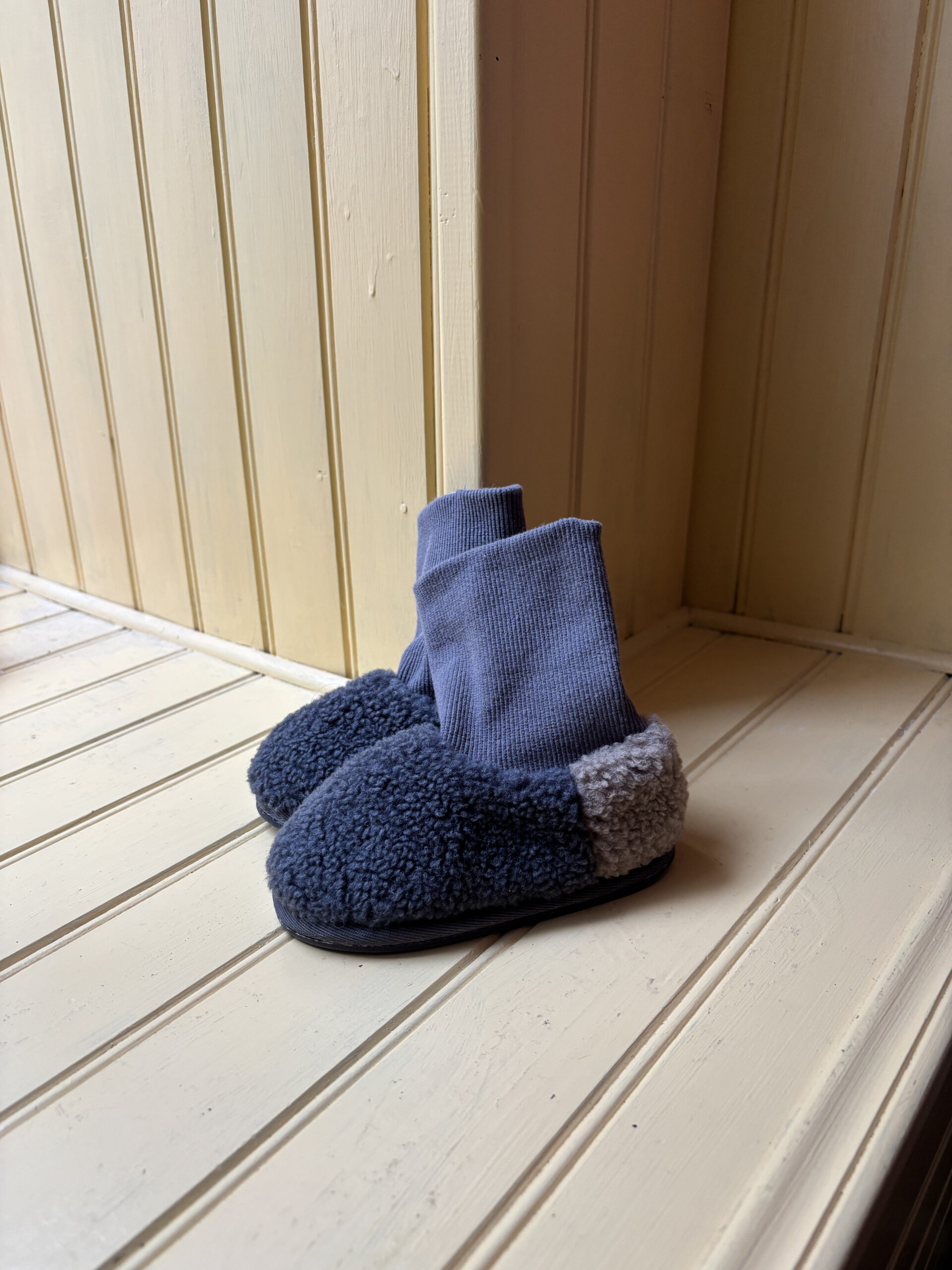 ZARA - T.22/23 – Image 2