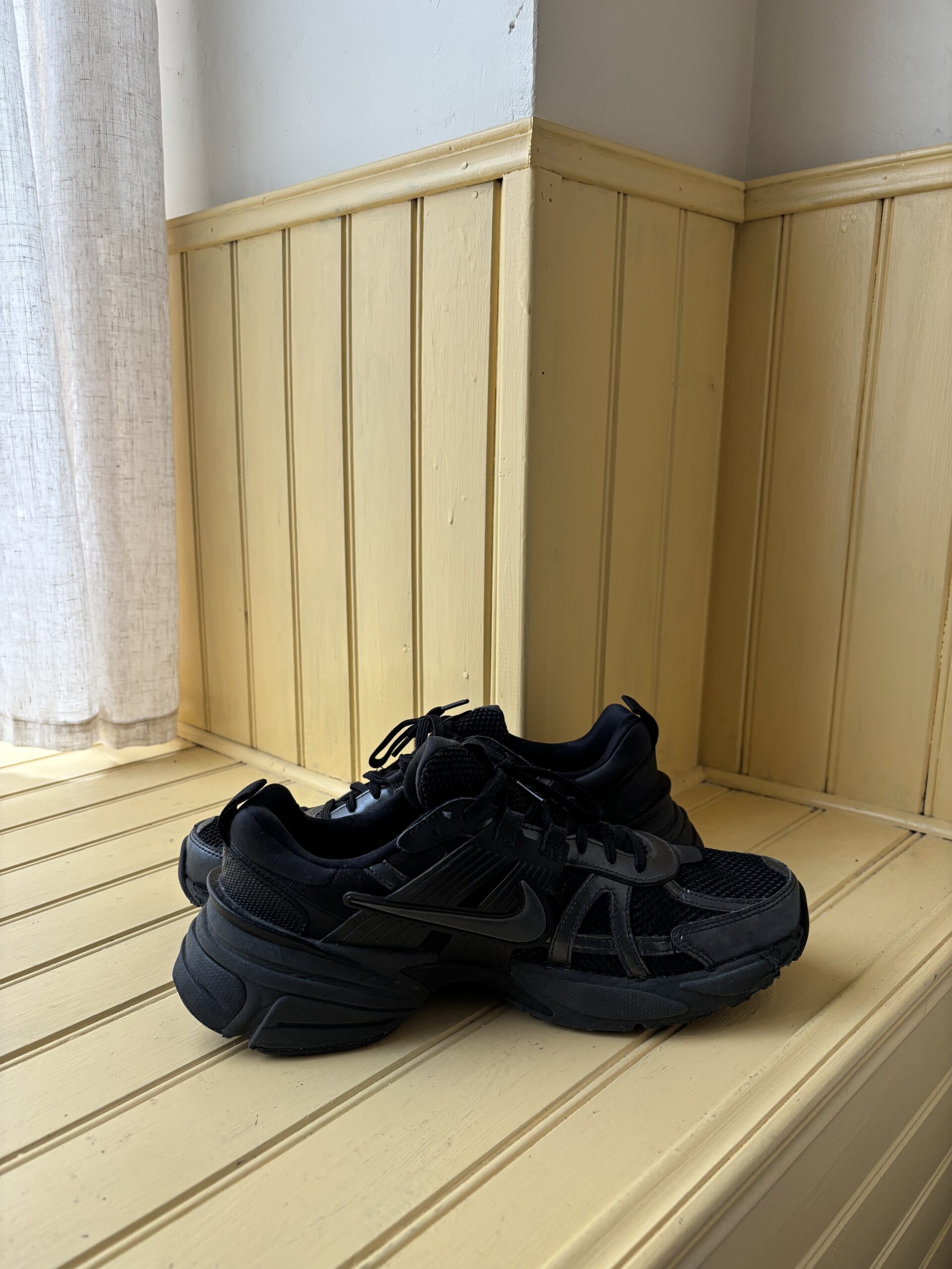 NIKE V2K - T43 – Image 3