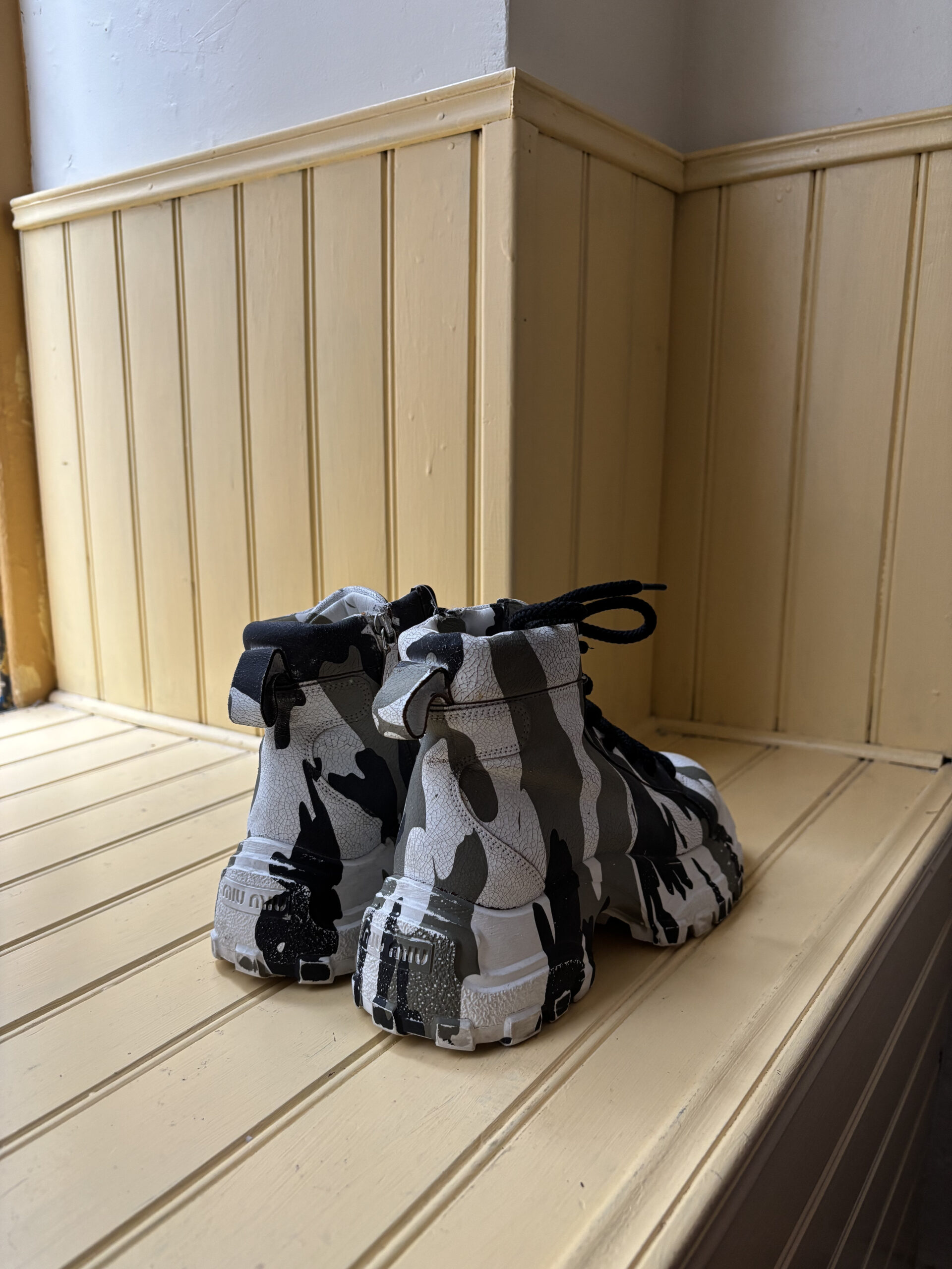 BOTTINES MIU MIU - T.35 – Image 6