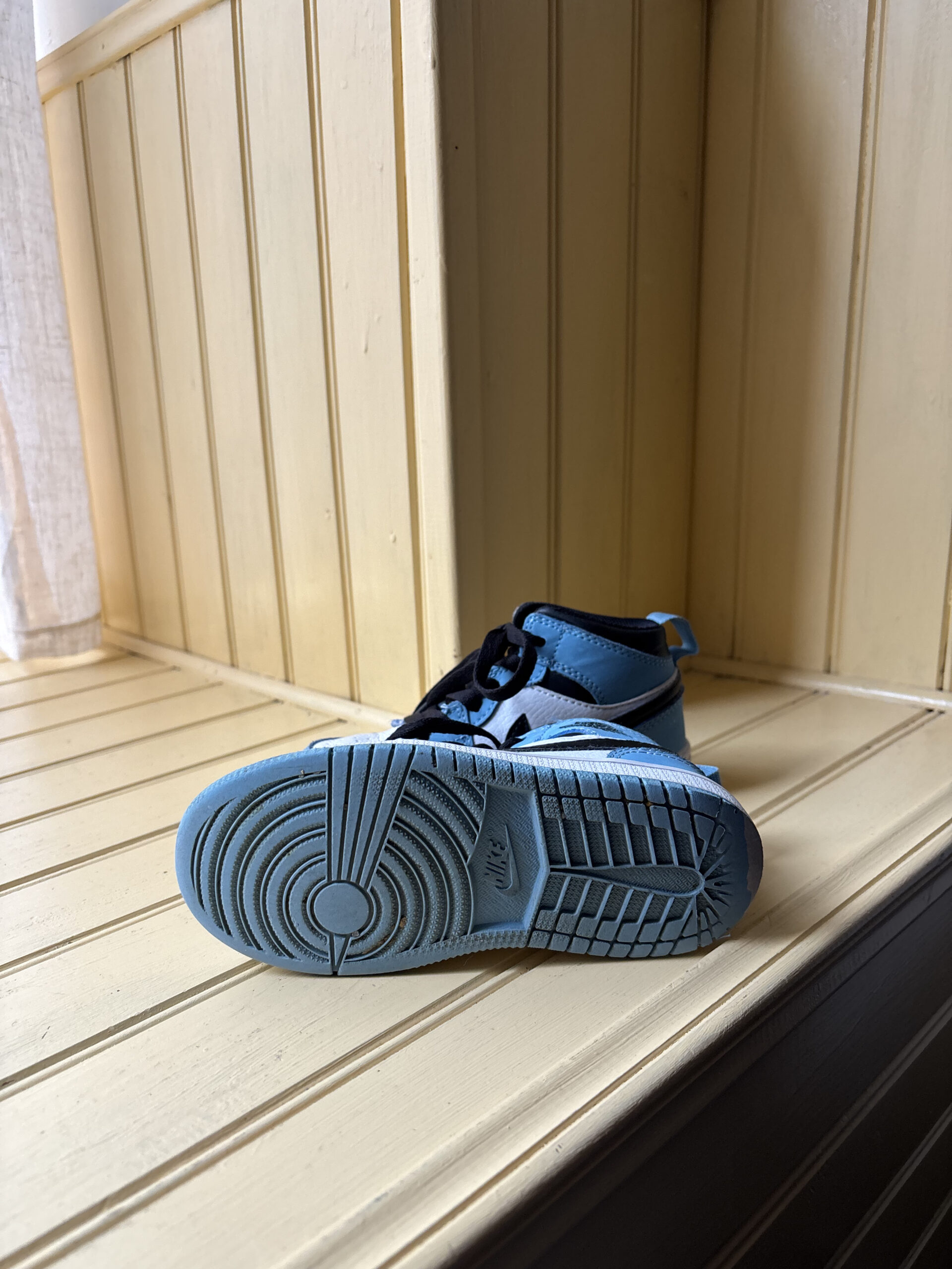 BASKETS 1 RETRO HIGH OG - JORDAN – Image 4