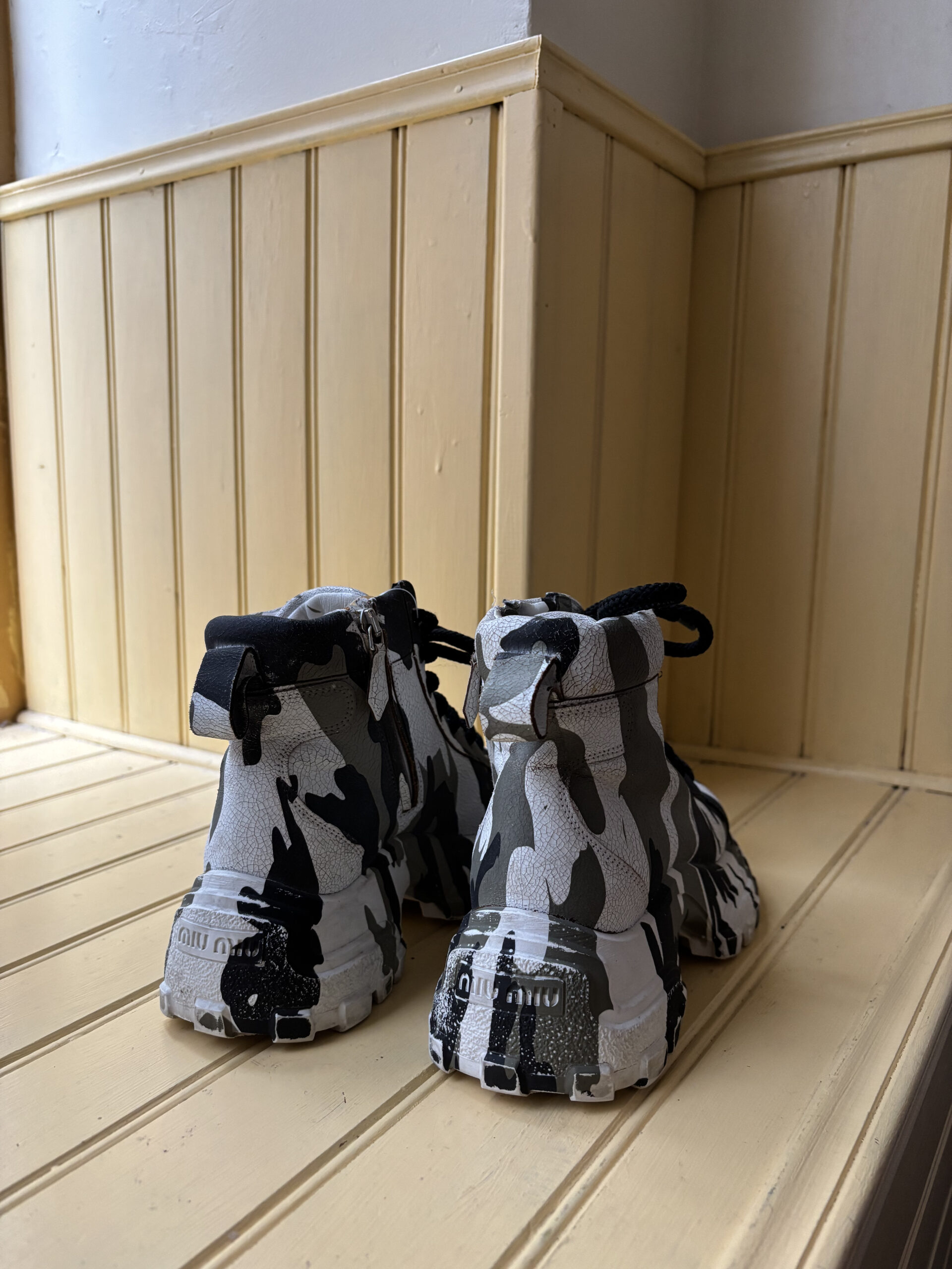 BOTTINES MIU MIU - T.35 – Image 8