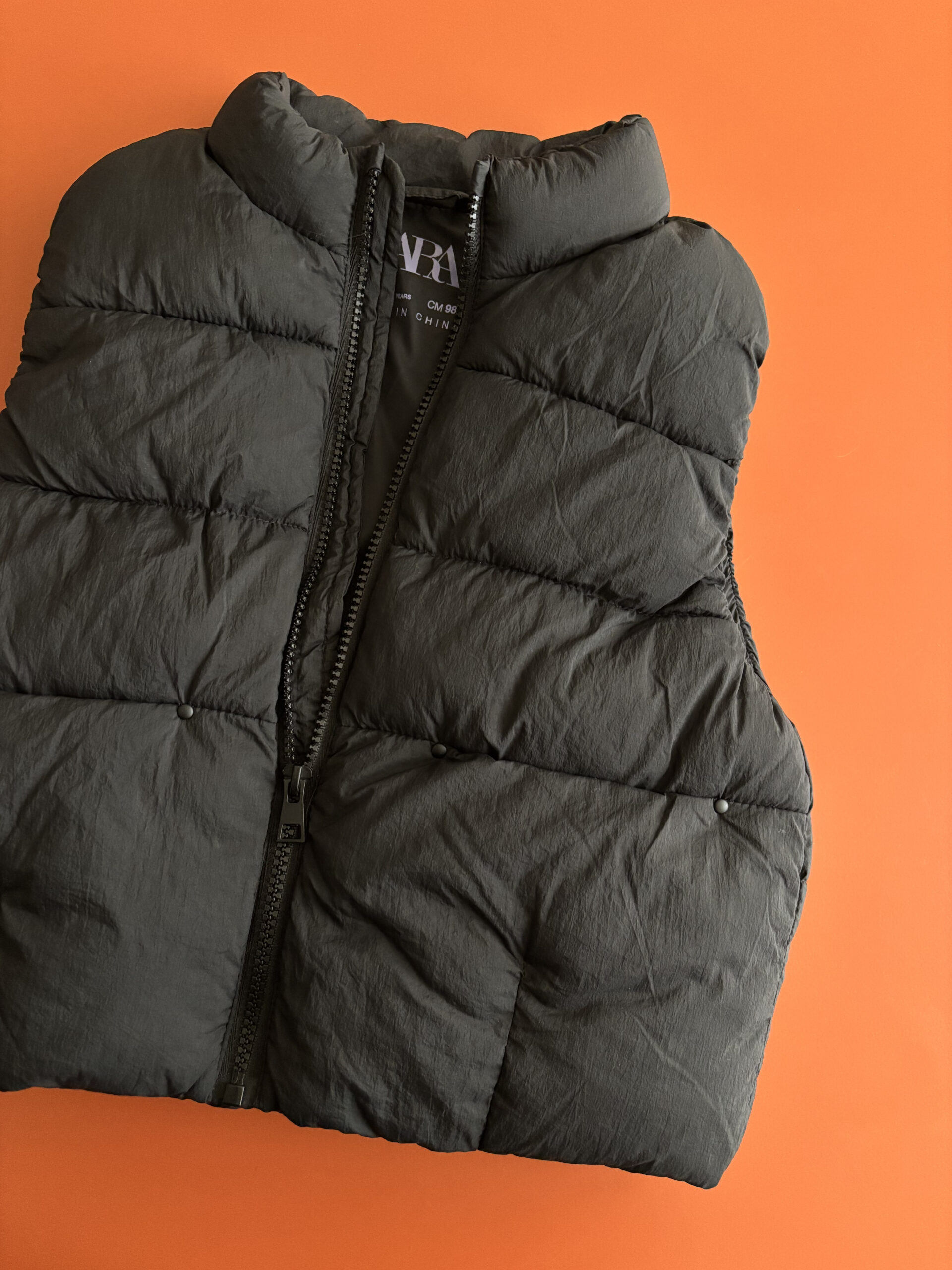 DOUDOUNE SANS MANCHE - ZARA – Image 3