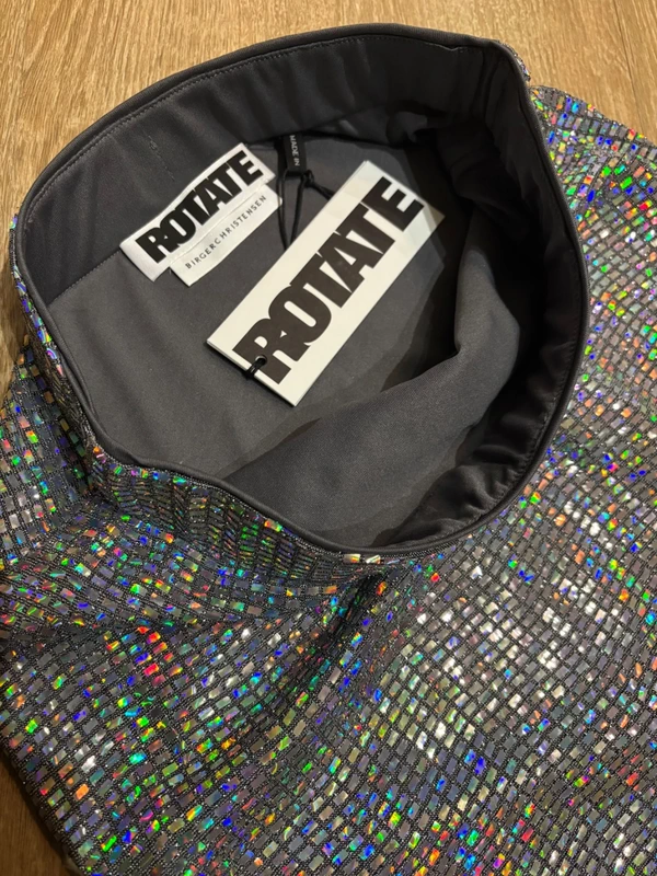 JUPE - ROTATE – Image 3