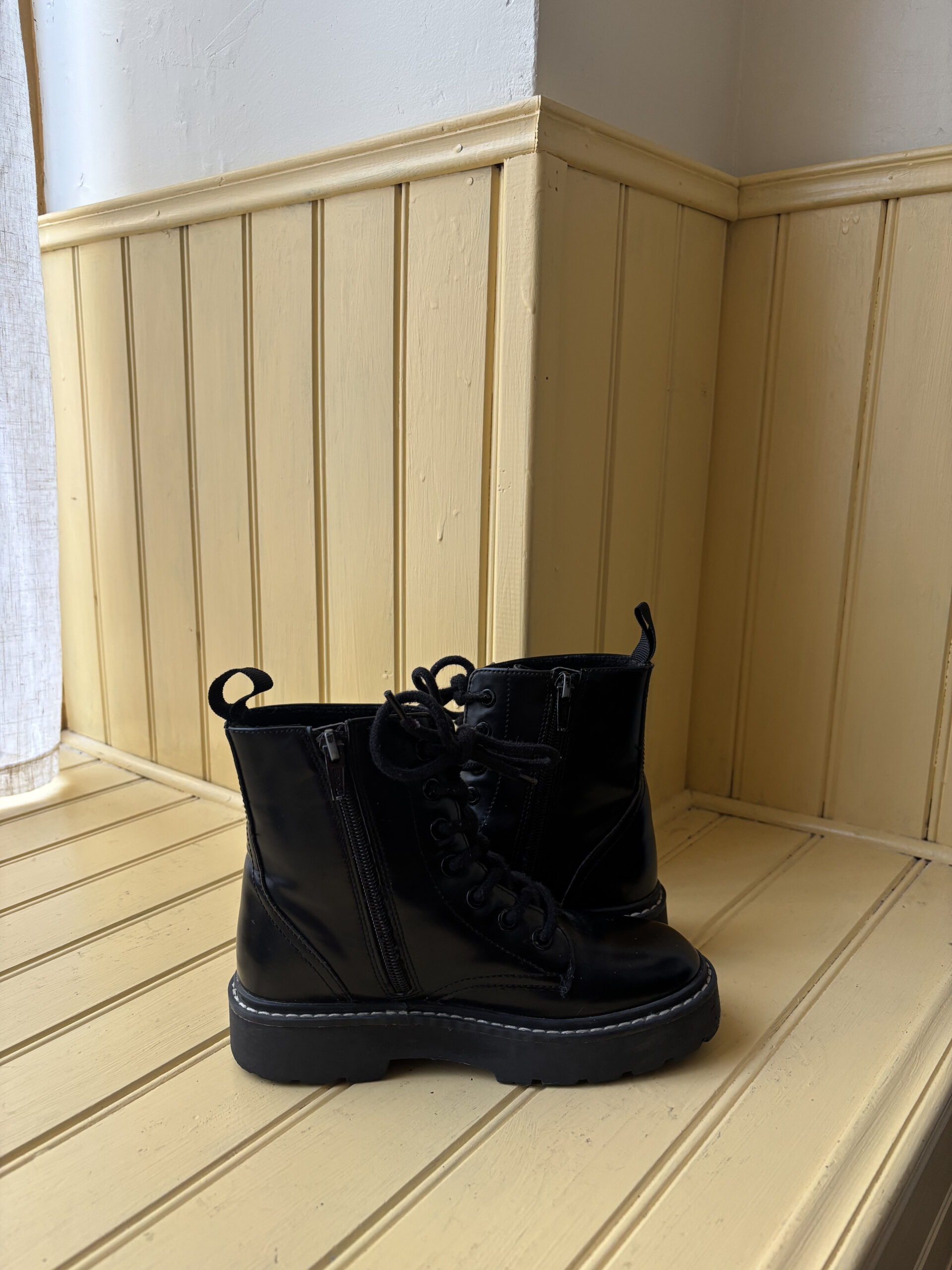 H&M - BOTTINES T.32 – Image 3