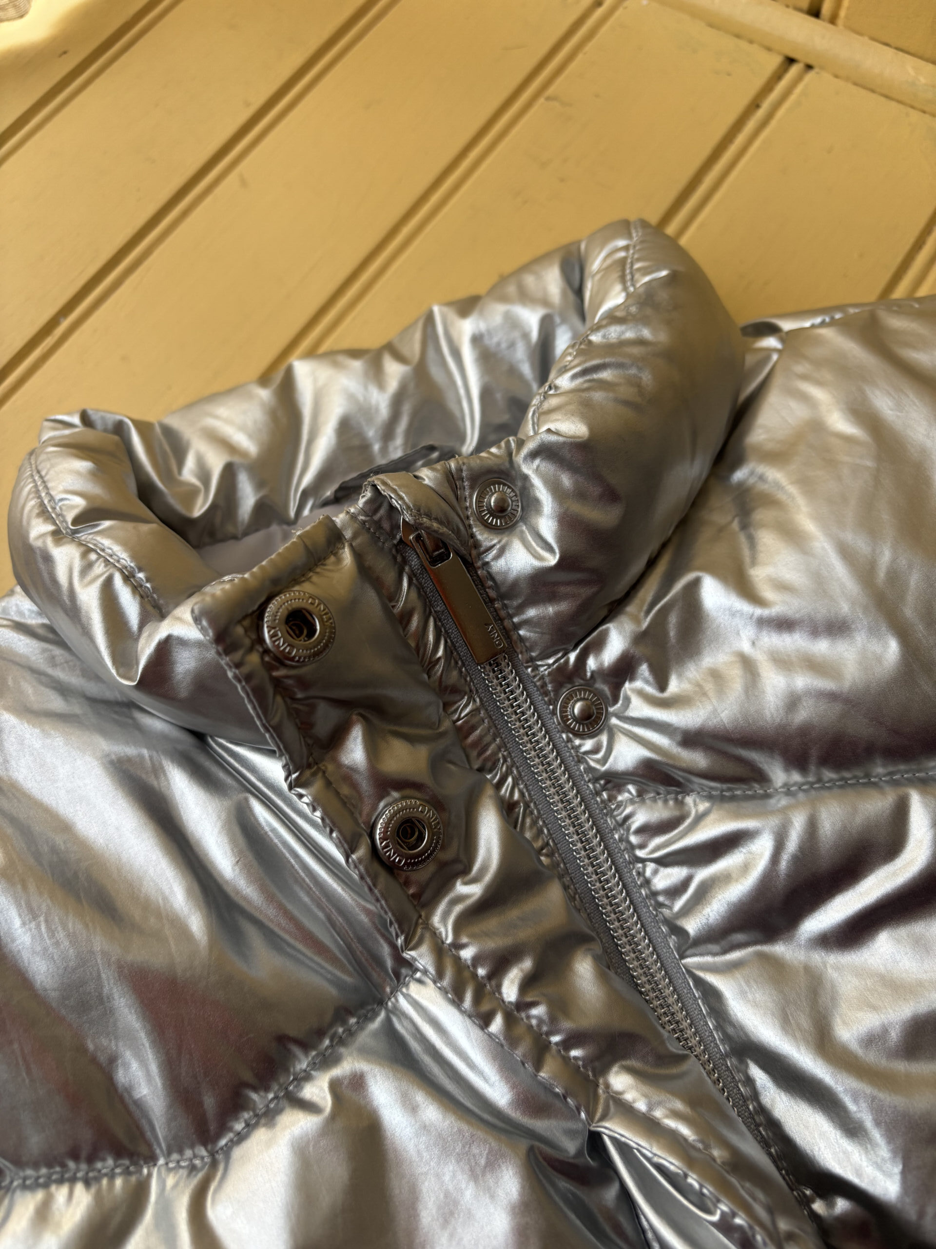 ONLY - DOUDOUNE ARGENTÉE – Image 4