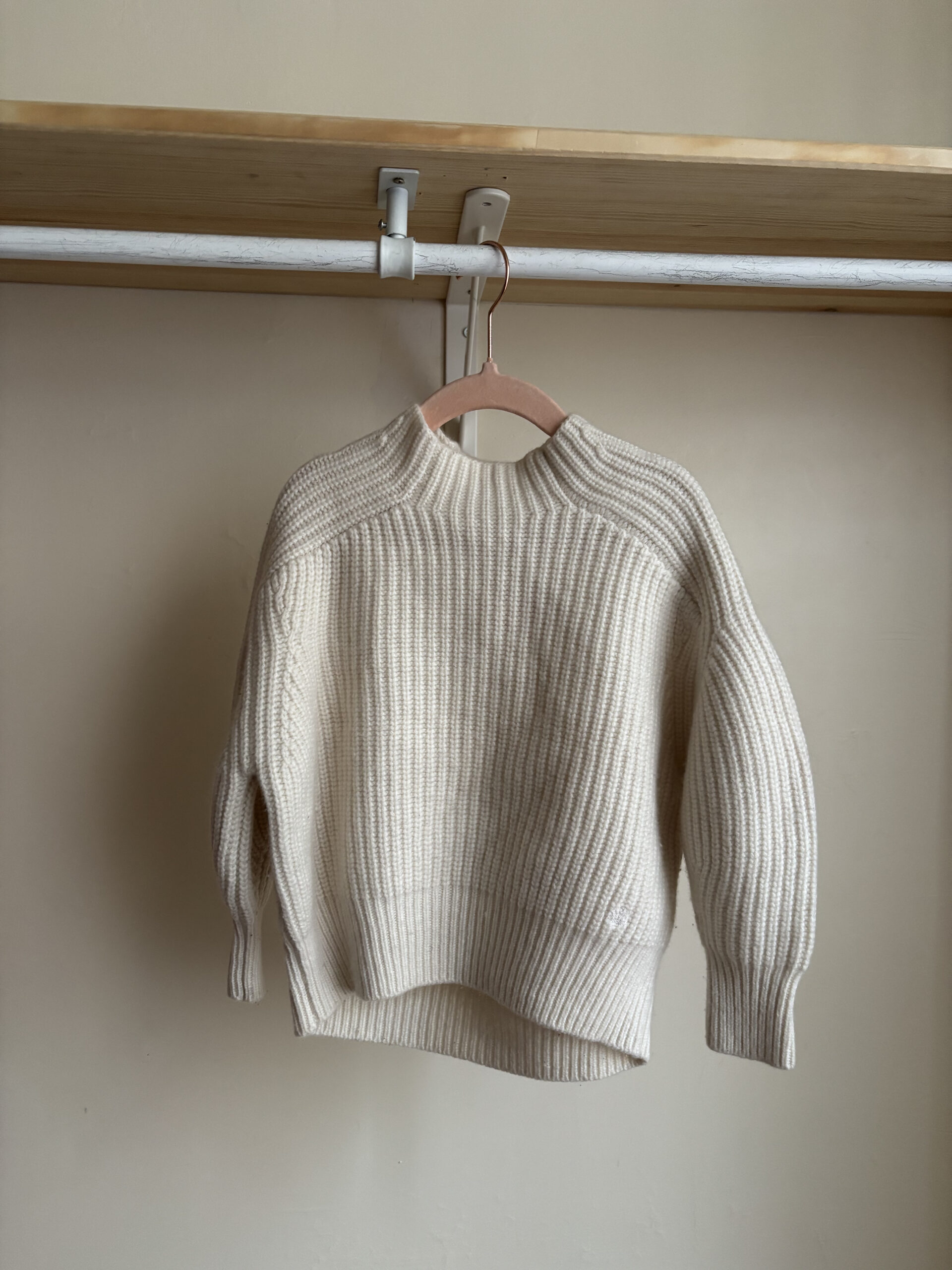 LOULOU STUDIO - PULL CREME – Image 7