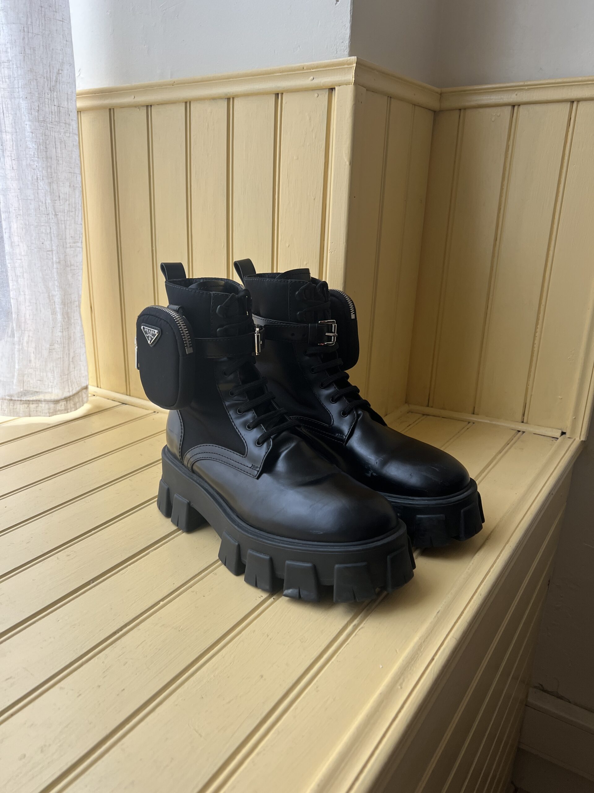 PRADA - BOTTES COMBAT MONOLITH – Image 2