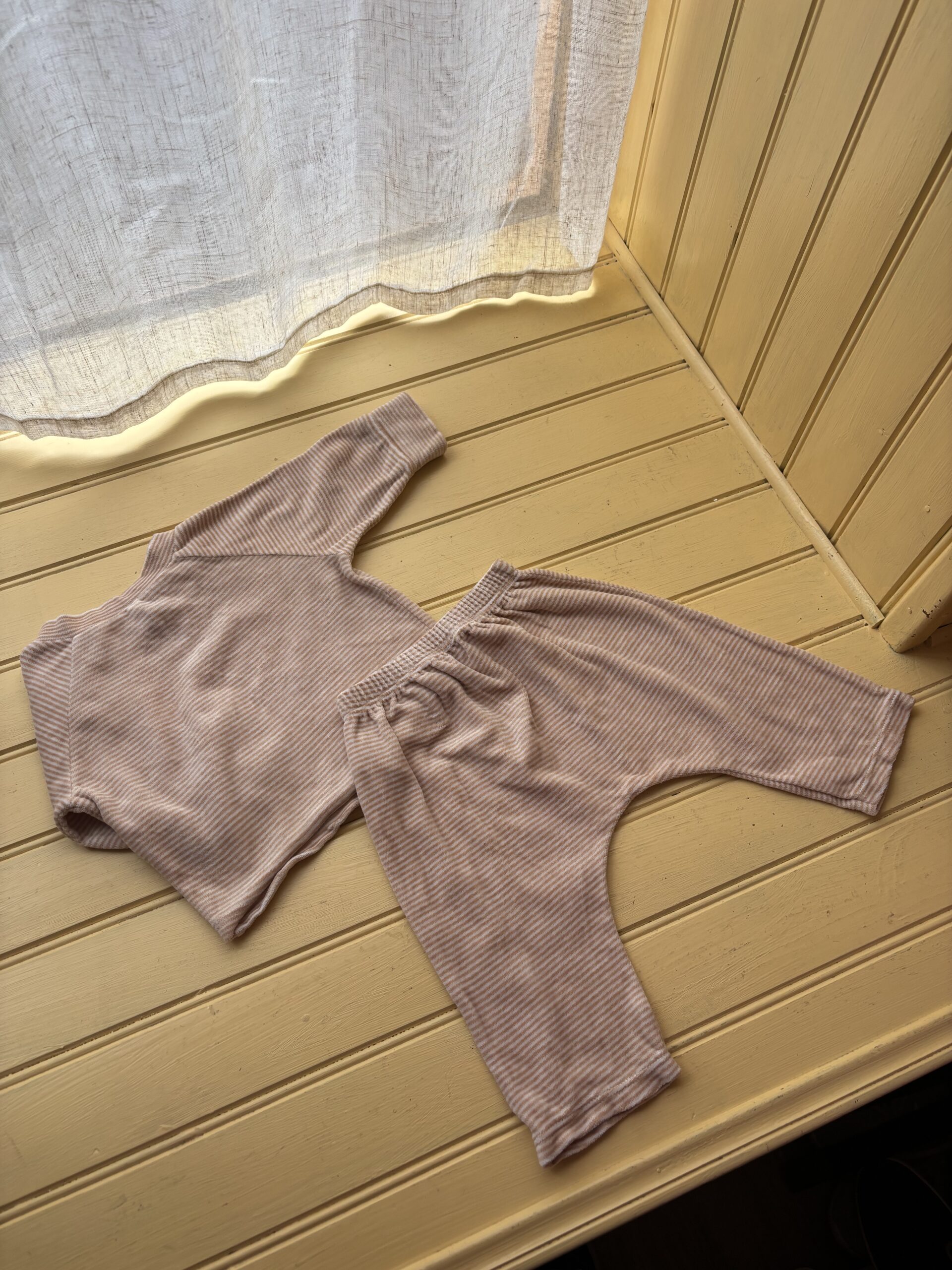 PETIT BATEAU- ENSEMBLE – Image 2