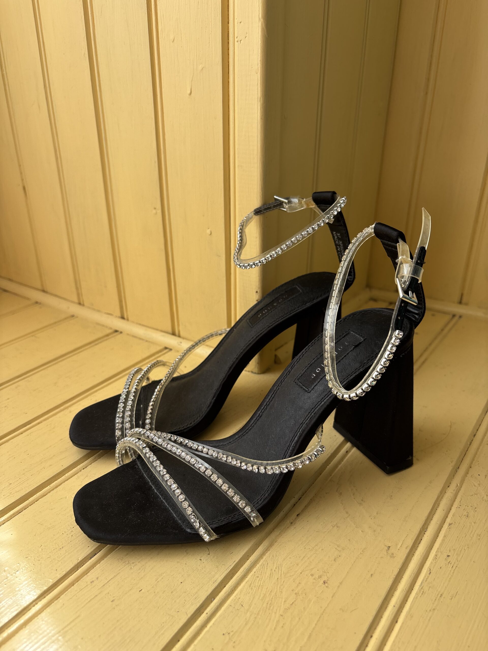 TOPSHOP- TALONS