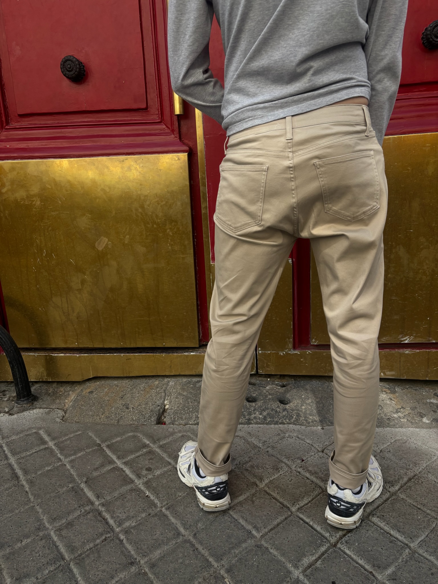 UNIQLO - CHINO BEIGE