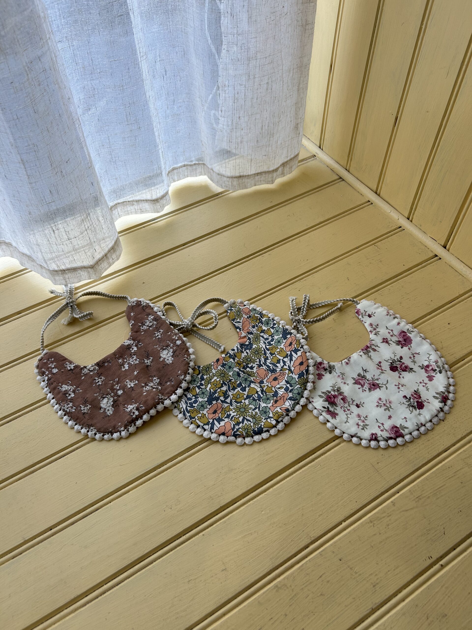 ETSY - LOT BAVOIRS